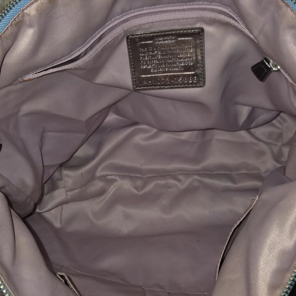 Coach 2Pc Poppy Limited Edition New York City Tote + Wristlet - Picture 12 of 13